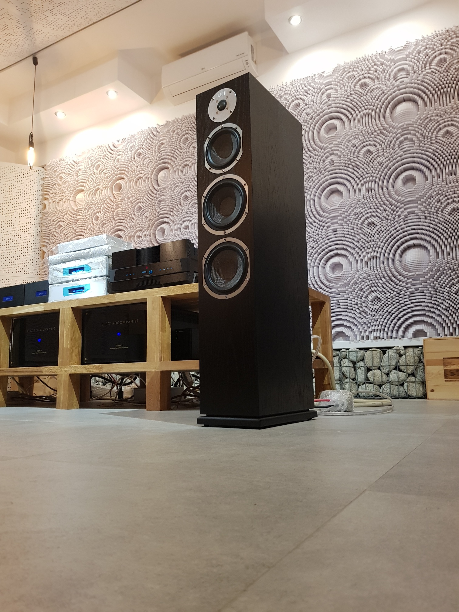 KLH Audio KENDALL kolumna, kolumna głośnikowa