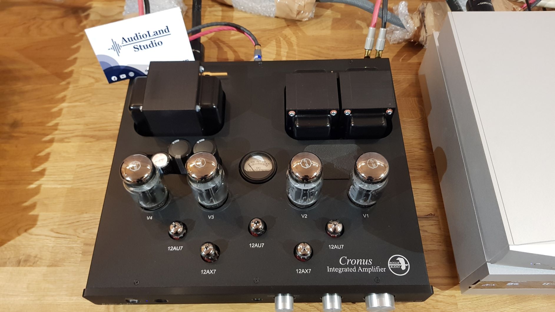 wzmacniacz lampowy, Rogue Audio Cronus Magnum III
