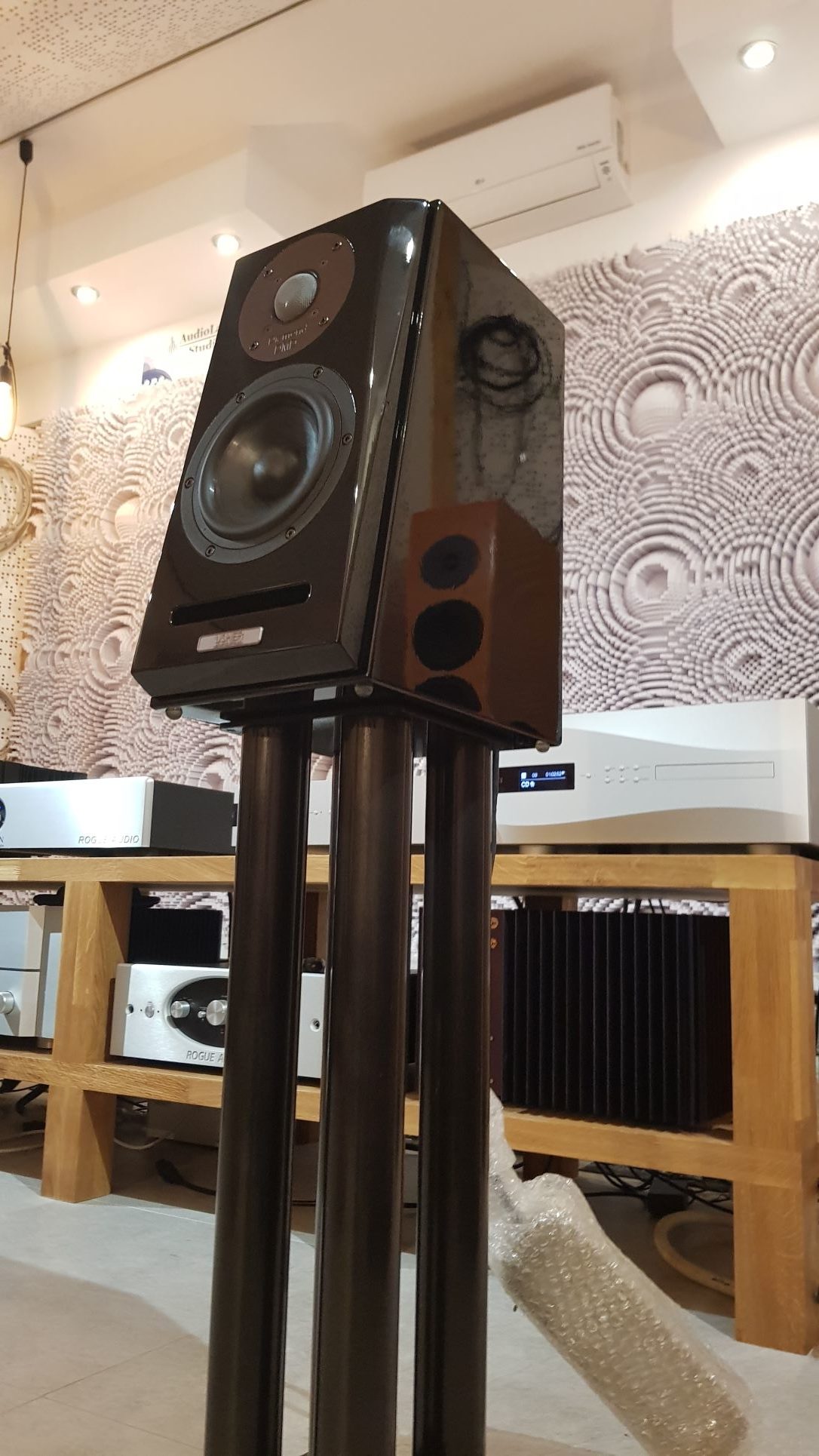 Usher SD-500 kolumna podstawkowa